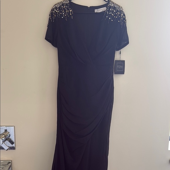 Mac Duggal Blue Sequin Embellished Plunge Maxi Dress - Picture 11 of 13